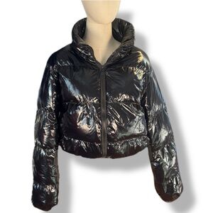 PECAOCUN Cropped Black Shiny Puffer Jacket - Size M - Like New